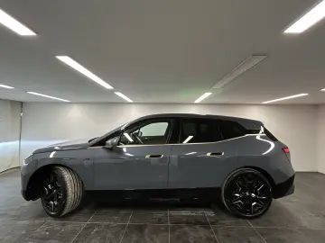BMW iX M60 M Sportpaket Pano. PA. Prof. B&W DAB Lase
