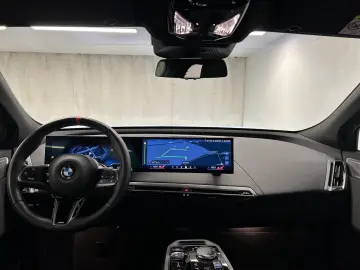 BMW iX M60 M Sportpaket Pano. PA. Prof. B&W DAB Lase