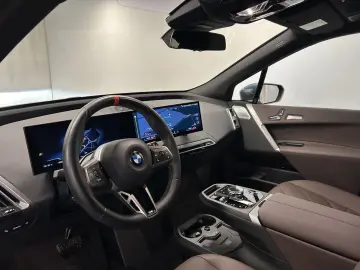 BMW iX M60 M Sportpaket Pano. PA. Prof. B&W DAB Lase