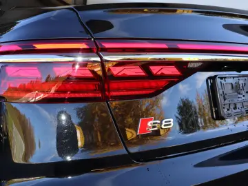 AUDI S8 exclusive UNIKAT  KERAMIK VOLL UPE 230.515 -