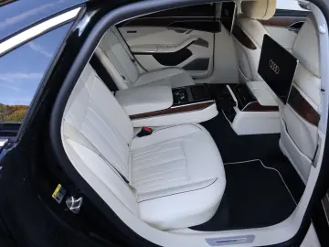 AUDI S8 exclusive UNIKAT  KERAMIK VOLL UPE 230.515 -