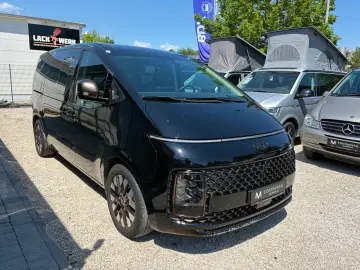 HYUNDAI Staria Signature 4WD 7-Sitzer 360Kamera Bose ACC