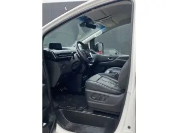 HYUNDAI STARIA Signature 4WD 7-Sitzer  Sitzbelüftung  El