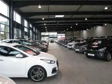 HYUNDAI STARIA Signature 4WD 7-Sitzer  Sitzbelüftung  El