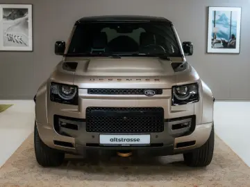 LAND ROVER Defender OCTA