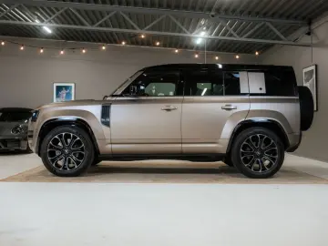LAND ROVER Defender OCTA