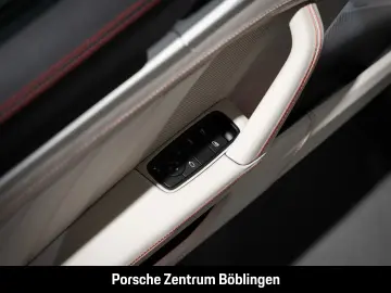 Porsche 992  4 GTS Cabrio Natooliv Burmester