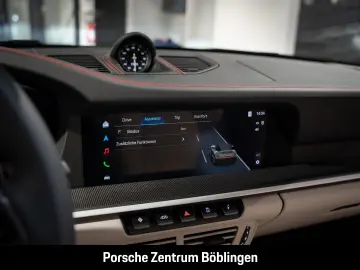 Porsche 992  4 GTS Cabrio Natooliv Burmester