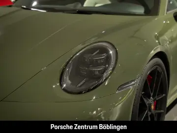 Porsche 992  4 GTS Cabrio Natooliv Burmester