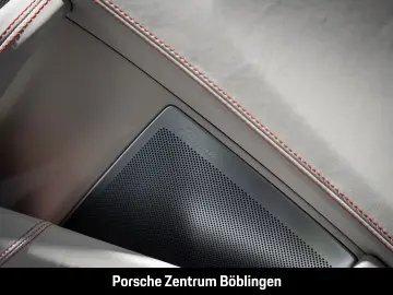 Porsche 992  4 GTS Cabrio Natooliv Burmester