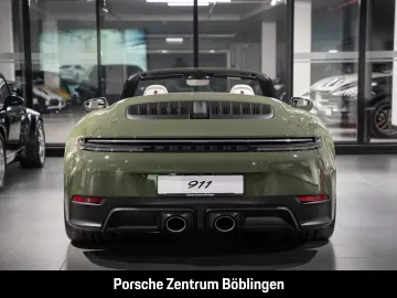 Porsche 992  4 GTS Cabrio Natooliv Burmester
