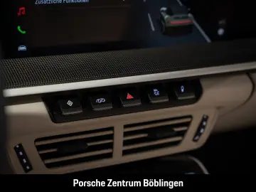 Porsche 992  4 GTS Cabrio Natooliv Burmester