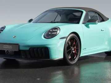 Porsche 992 GTS Cabrio Burmester Lift