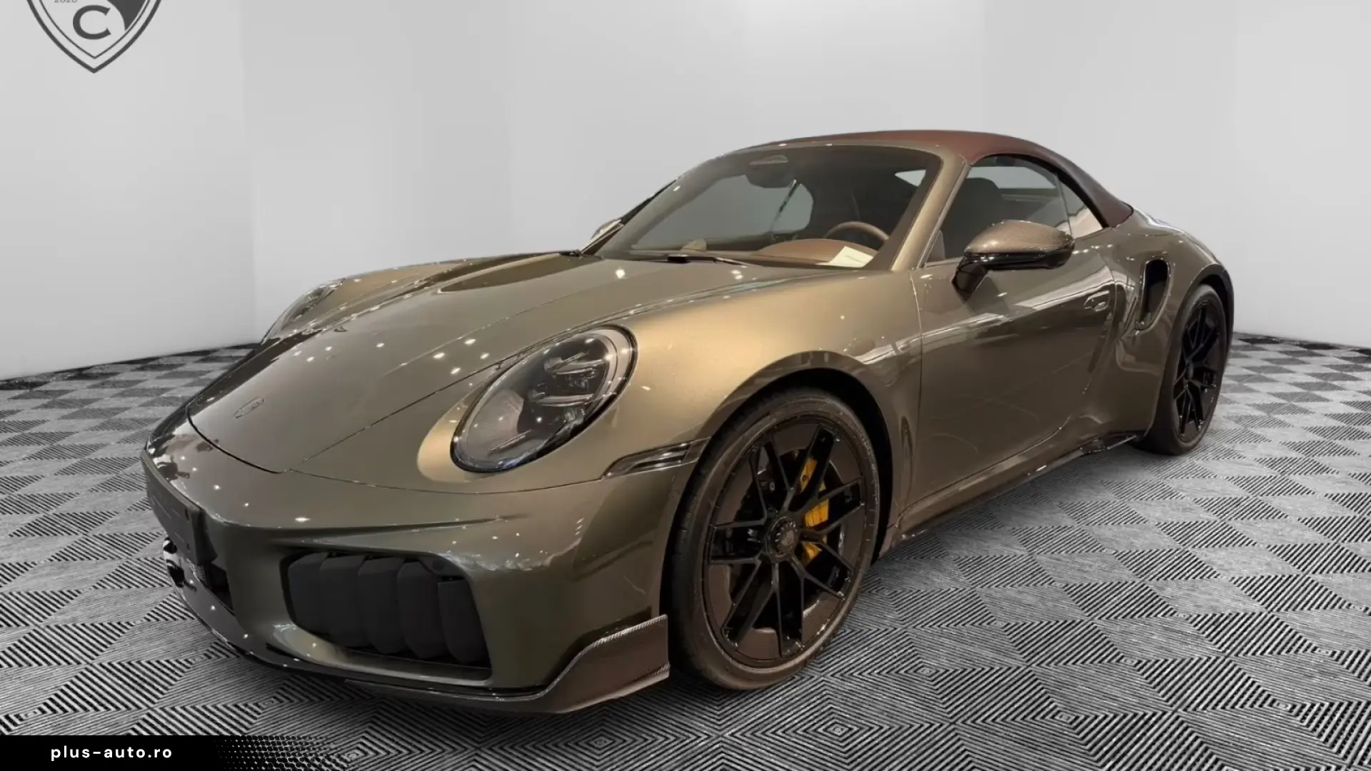 Porsche 992.2 Turbo S Cabriolet Innodrive Burmester Lift