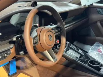 Porsche 992.2 Turbo S Cabriolet Innodrive Burmester Lift