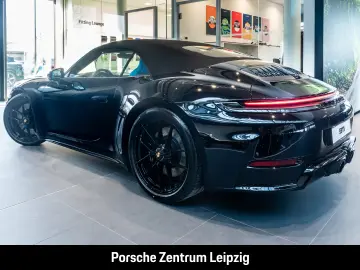 Porsche 992 911 Carrera 4 GTS Cabrio Burmester Rivierabl