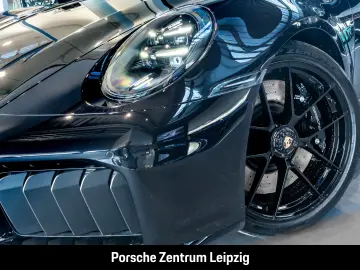 Porsche 992 911 Carrera 4 GTS Cabrio Burmester Rivierabl
