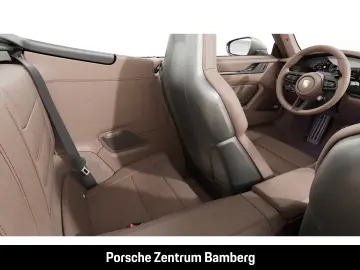 Porsche 992 -2 Carrera 4 GTS Cab.   Club Leather Truffle  Si