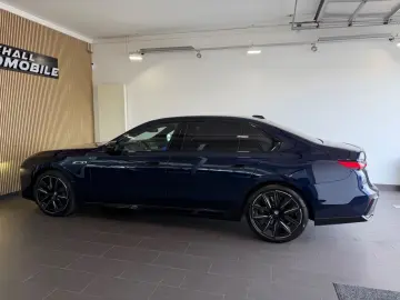 BMW 740d xDrive  PANO THEATRE DRV.-ASS.-PRO