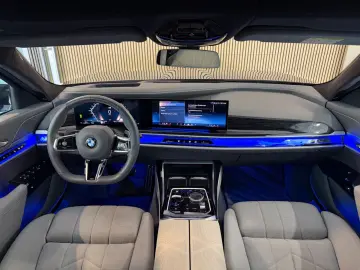 BMW 740d xDrive  PANO THEATRE DRV.-ASS.-PRO