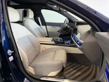 BMW 740d xDrive  PANO THEATRE DRV.-ASS.-PRO