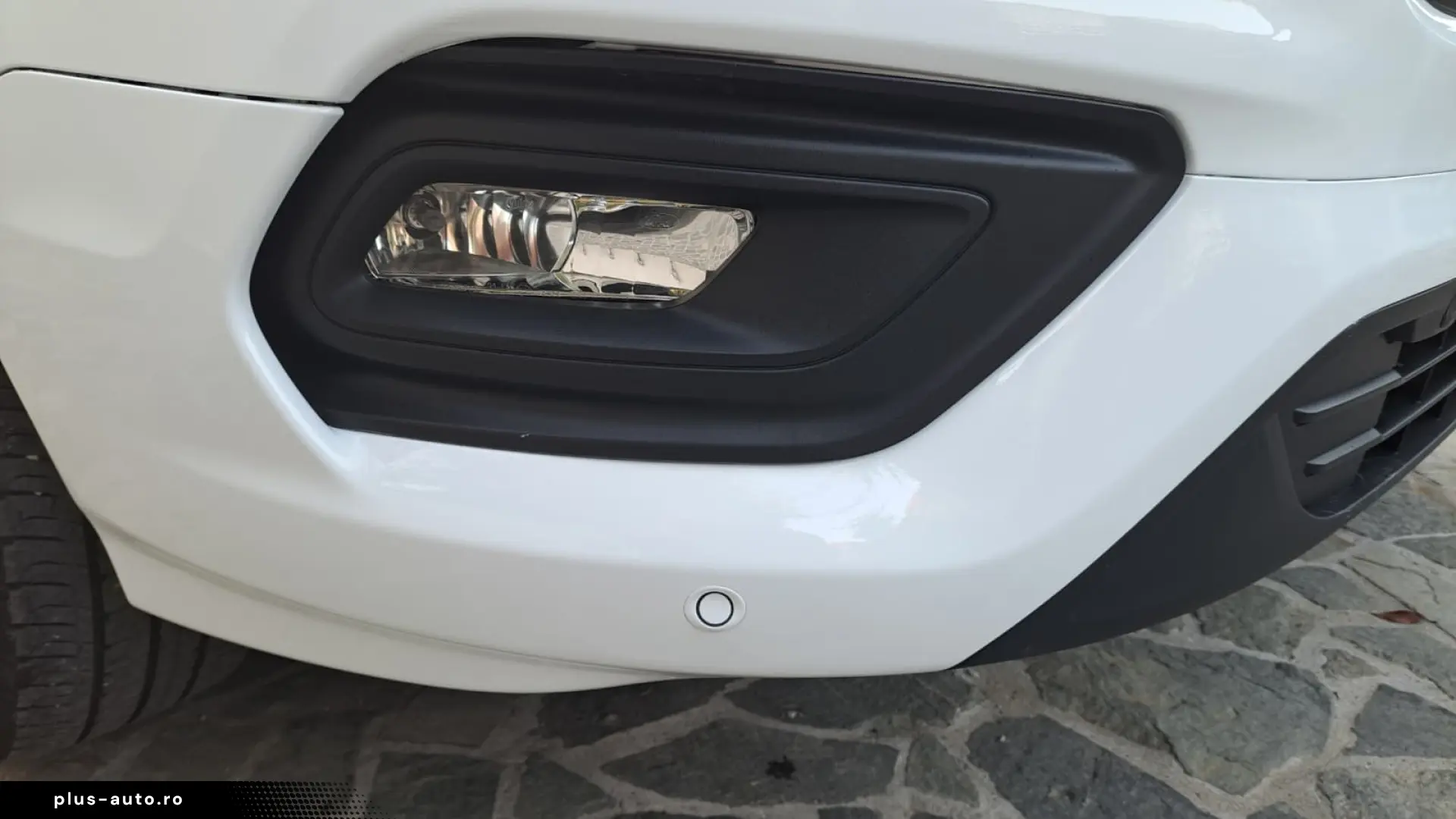 FORD CUSTOM VAN TREND L1H1 FWD A T