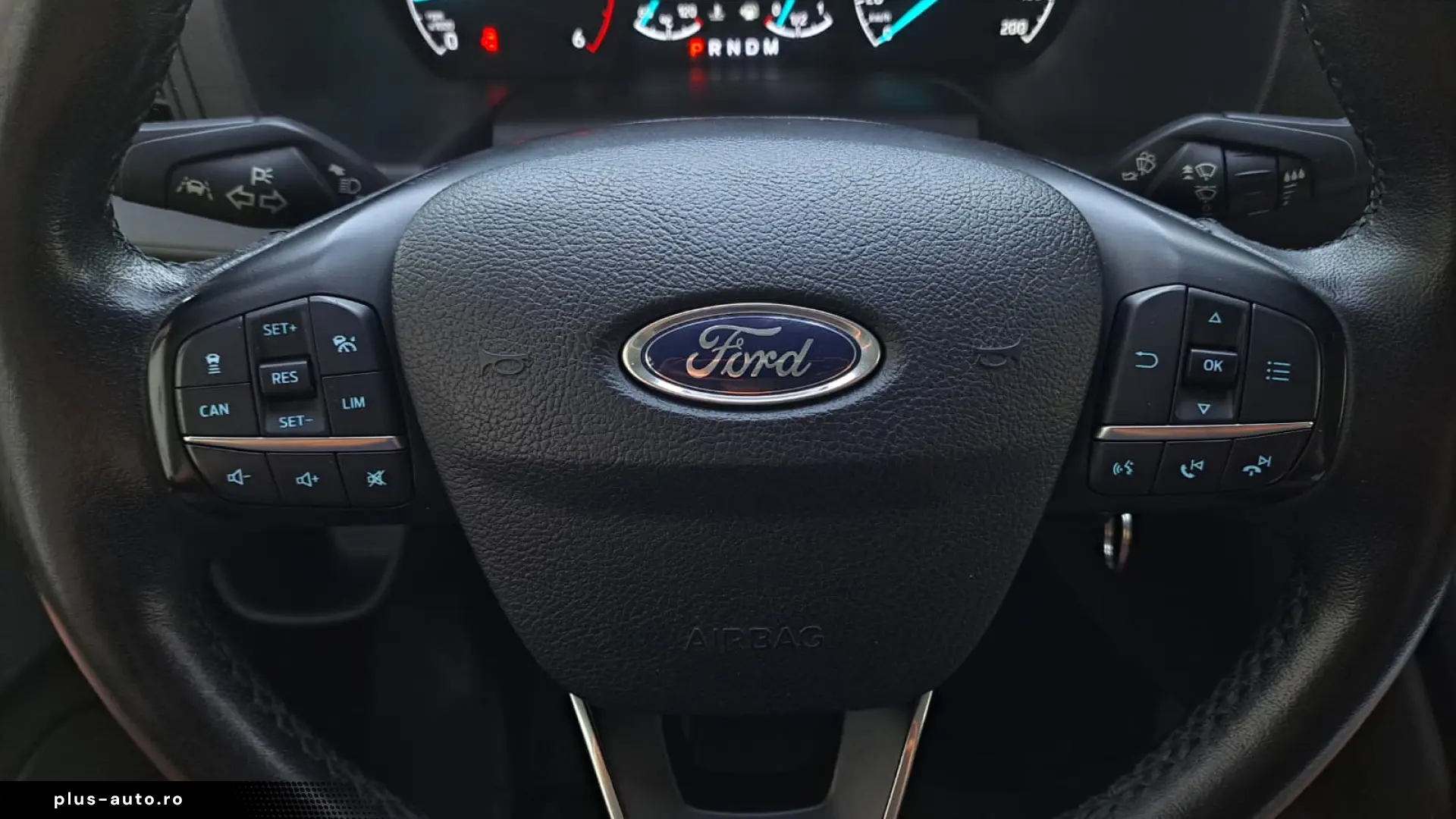 FORD CUSTOM VAN TREND L1H1 FWD A T