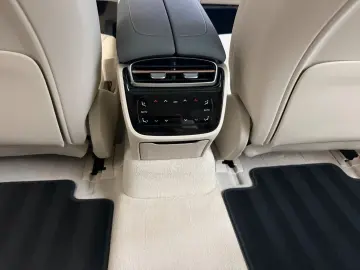MERCEDES-BENZ EQS 450 4M AMG-LINE HYPESCREEN PANO SI…