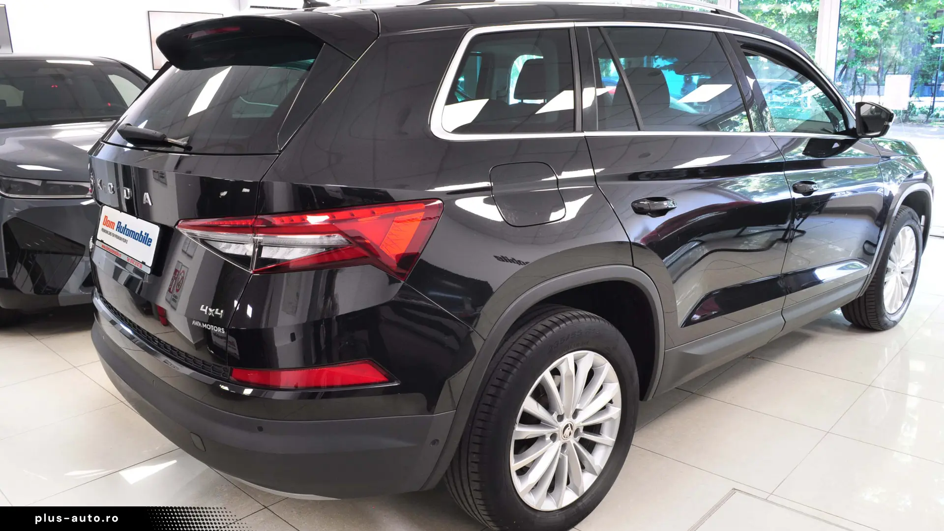 STOC BUCURESTI 4X4 AT 200 CP 2.0D