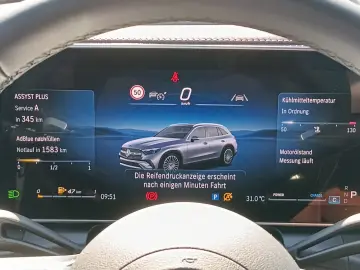 MERCEDES-BENZ GLC 300 d AMG Line 4Matic 360