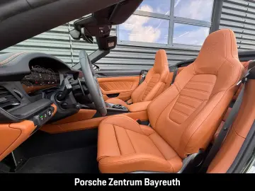 Porsche 992 Carrera 4 GTS Cabriolet COGNAC LIFT HD-MATRI