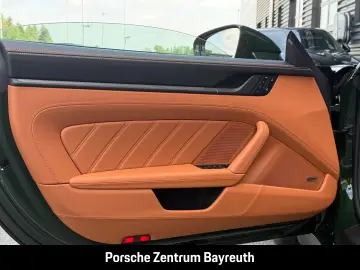 Porsche 992 Carrera 4 GTS Cabriolet COGNAC LIFT HD-MATRI