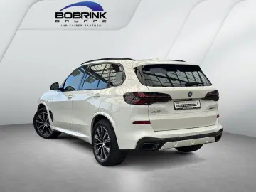 BMW X5 xDrive50e Hybrid M Sport AHK Pano. Massage