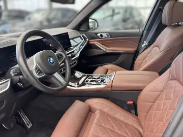 BMW X5 xDrive50e Hybrid M Sport AHK Pano. Massage