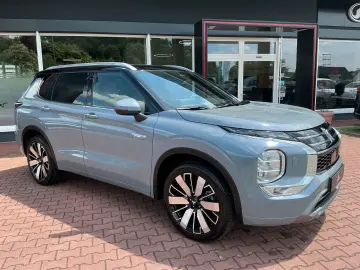 MITSUBISHI PHEV Outlander