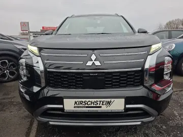 MITSUBISHI Plug-in Hybrid Outlander Top 4WD Luxury