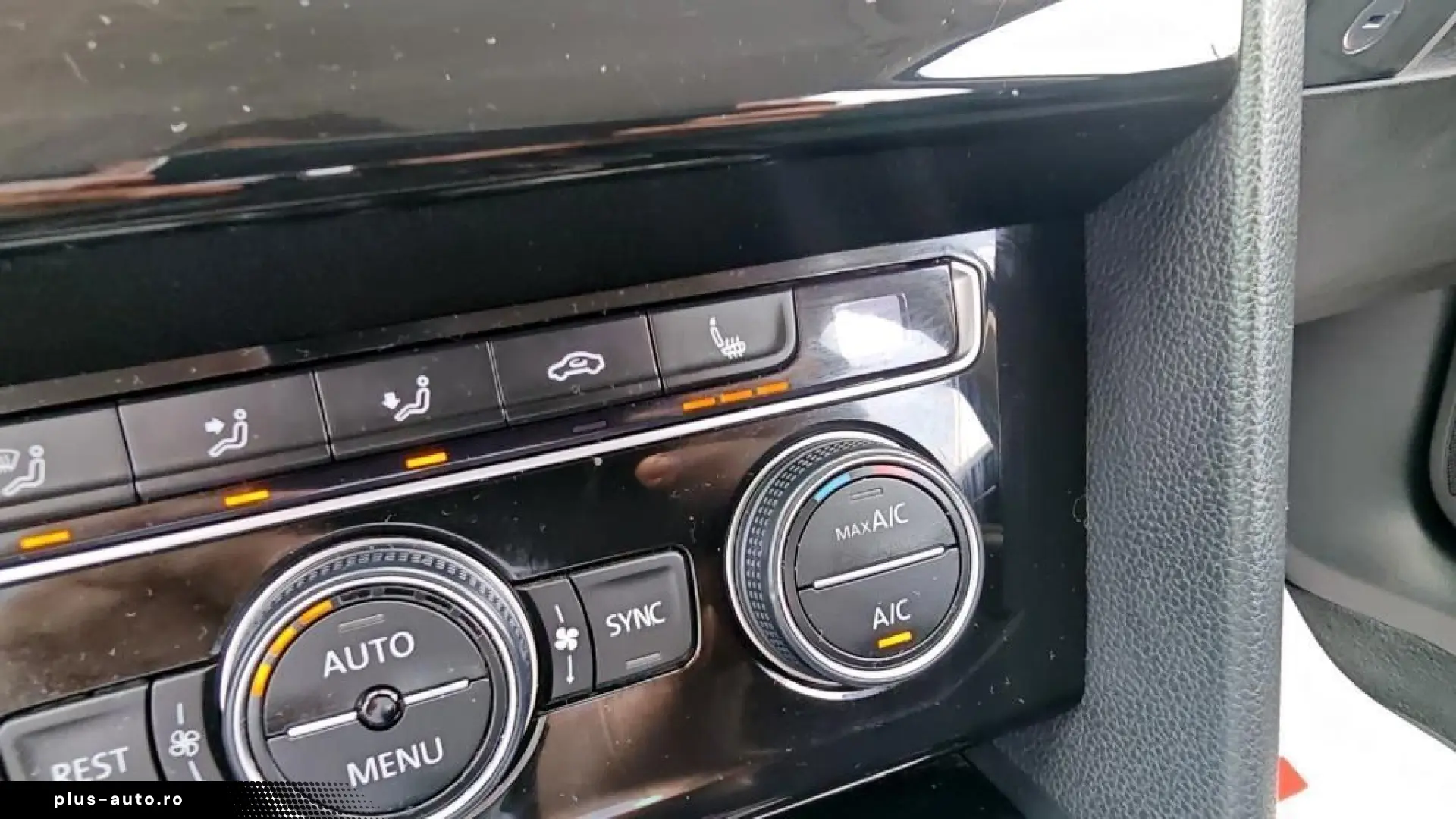 VOLKSWAGEN Passat 2016 — imagine 24