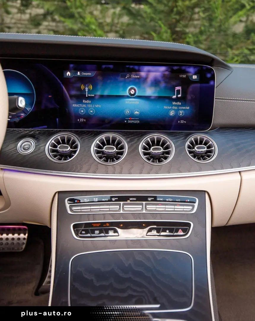 MERCEDES-BENZ E-Class 2021 — imagine 25