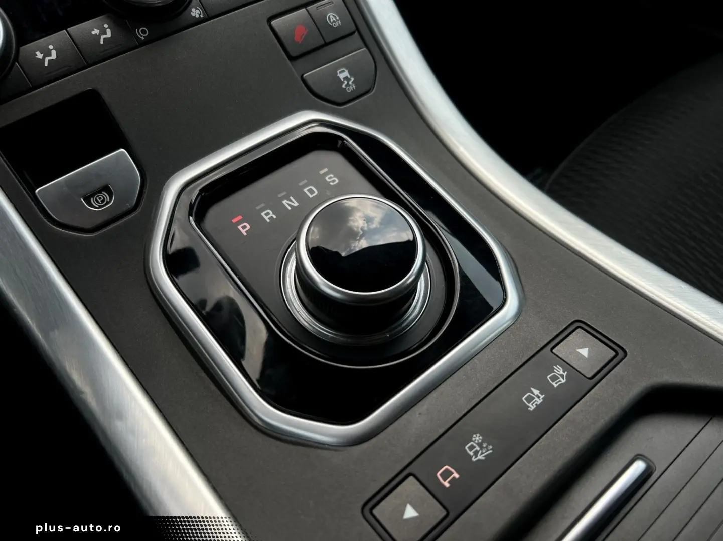 Land-Rover Range-Rover-Evoque