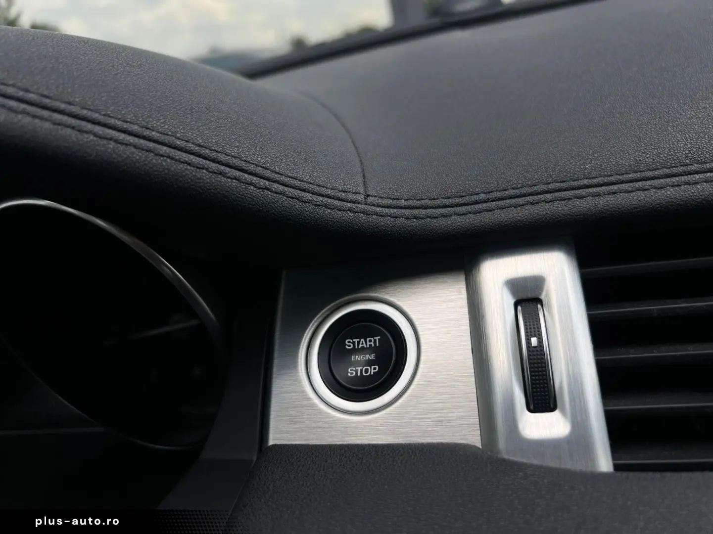 Land-Rover Range-Rover-Evoque