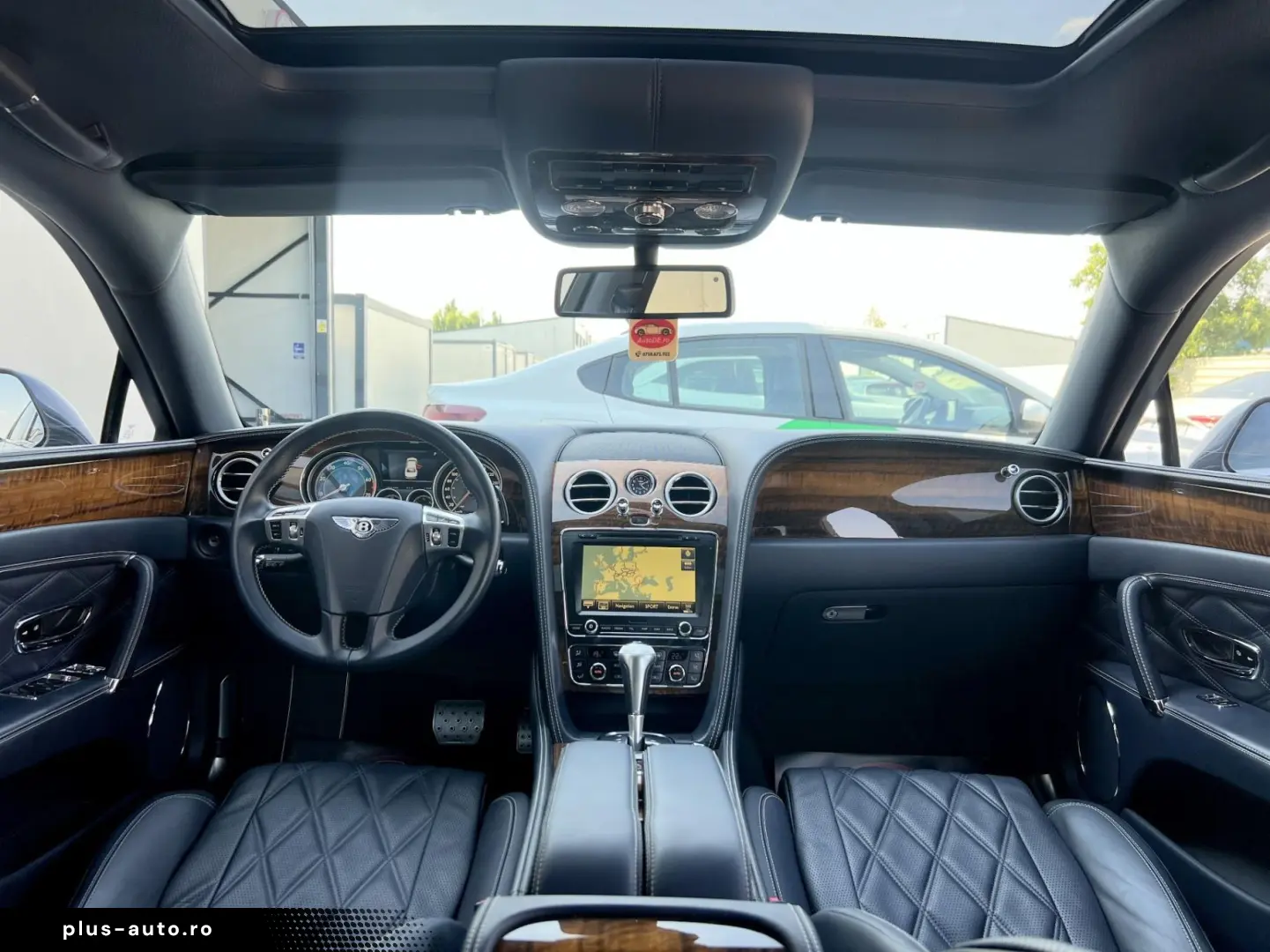 Bentley Flying-Spur-