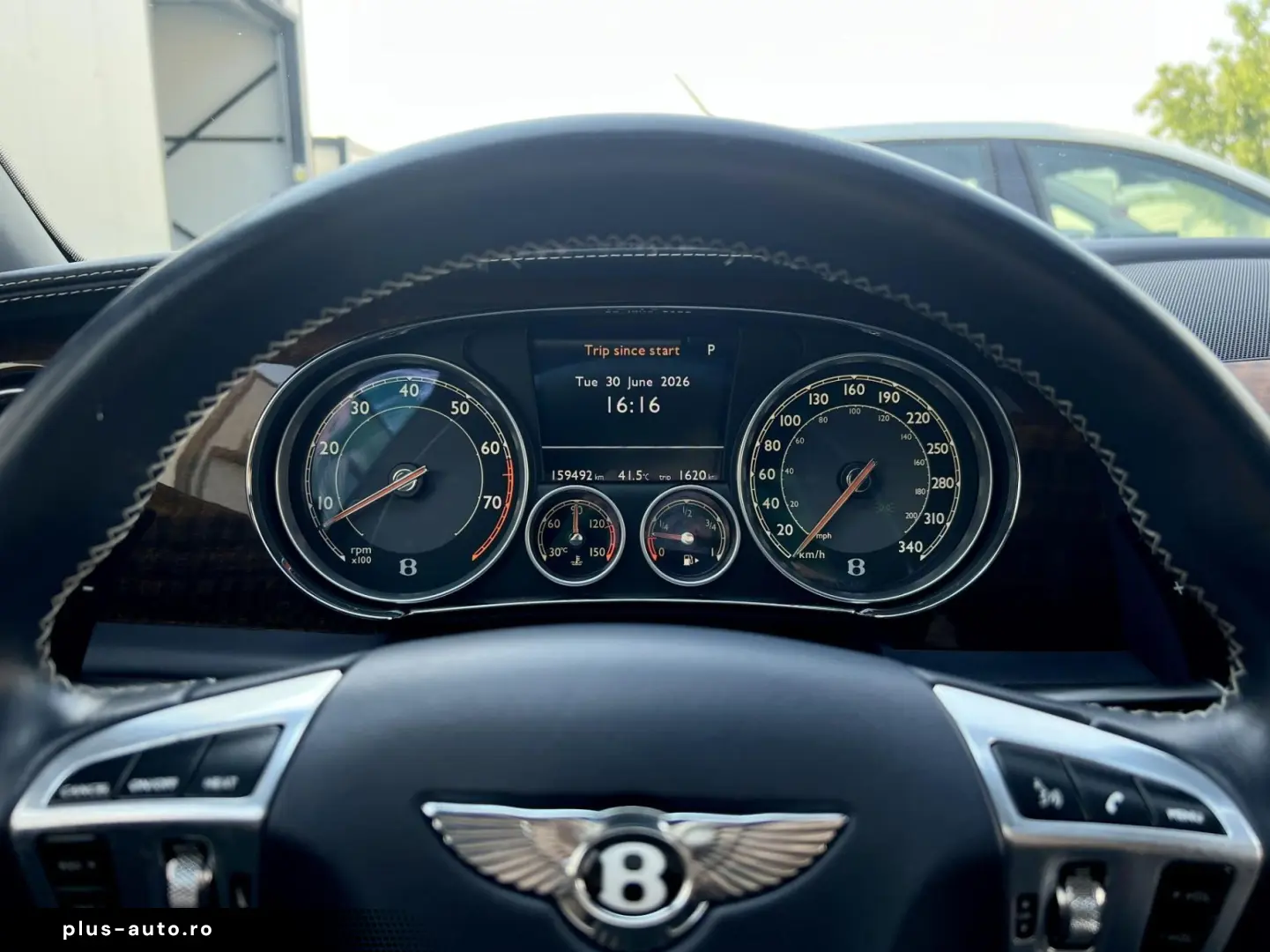 Bentley Flying-Spur-