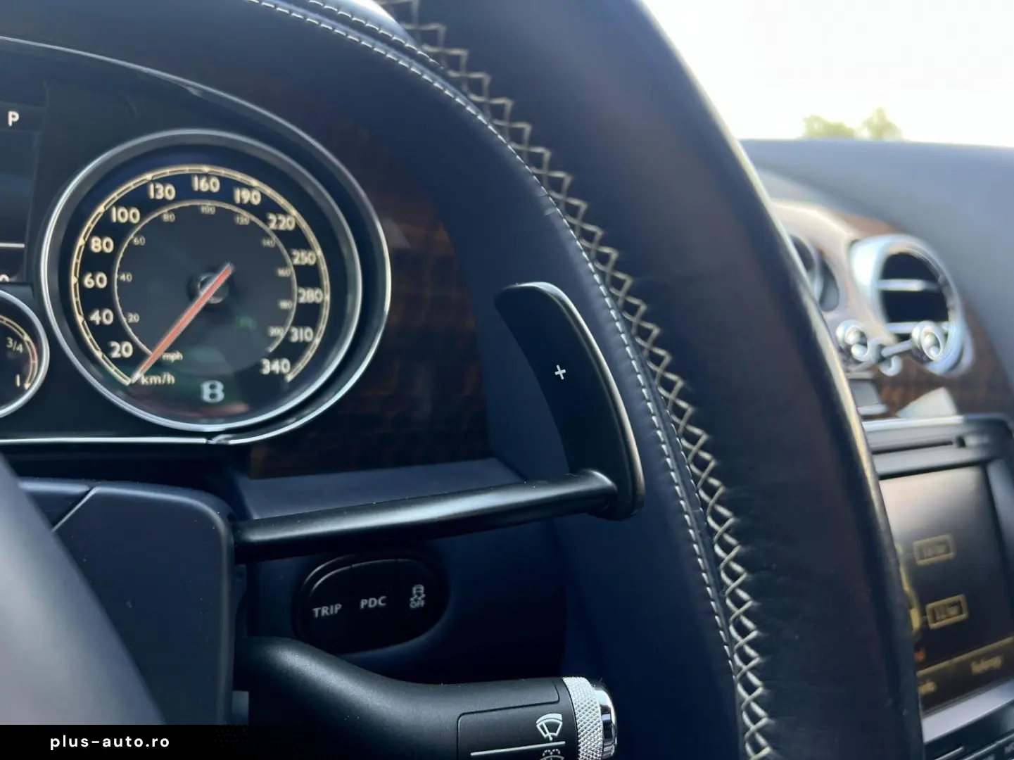 Bentley Flying-Spur-