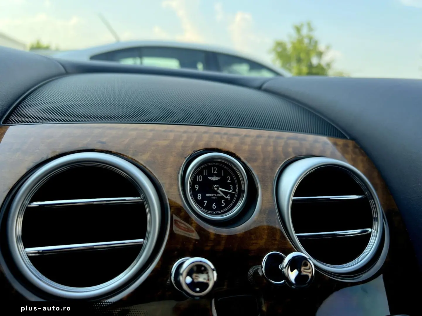 Bentley Flying-Spur-