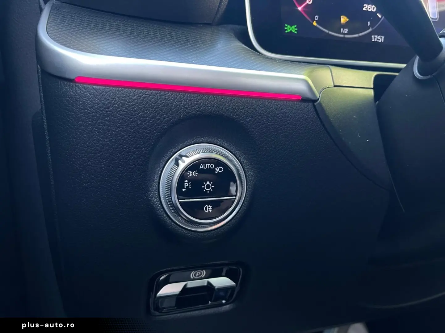 MERCEDES-BENZ C-Class 2022 — imagine 27