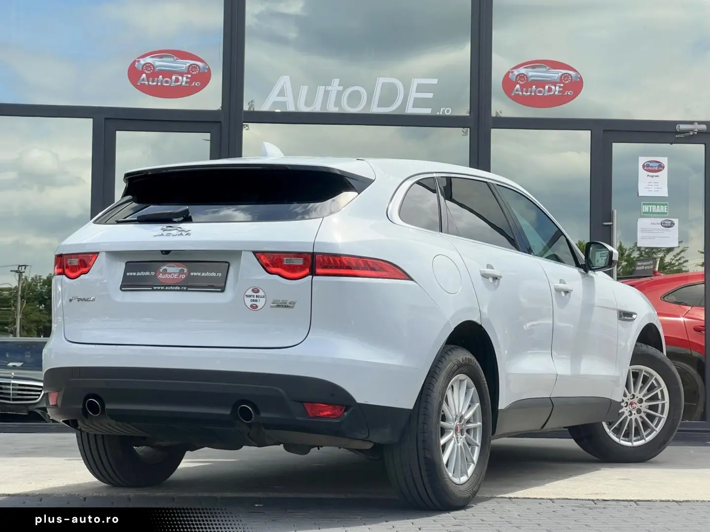 JAGUAR F-PACE 2018 — imagine 4