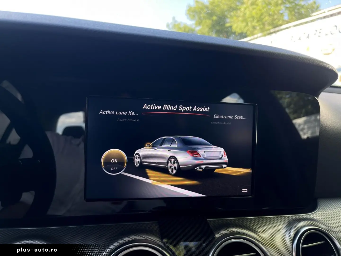 MERCEDES-BENZ E-Class 2017 — imagine 28