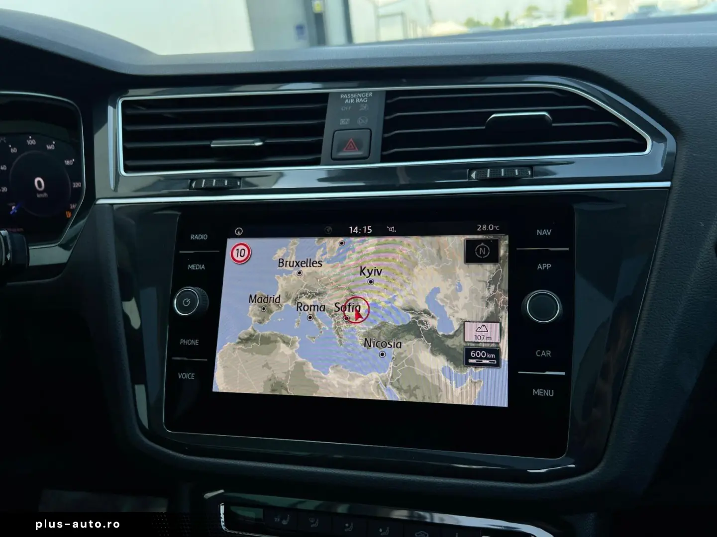 VOLKSWAGEN Tiguan 2019 — imagine 12