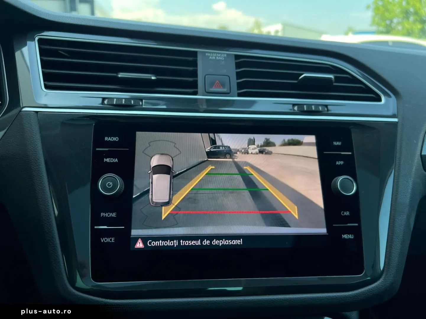 VOLKSWAGEN Tiguan 2019 — imagine 19