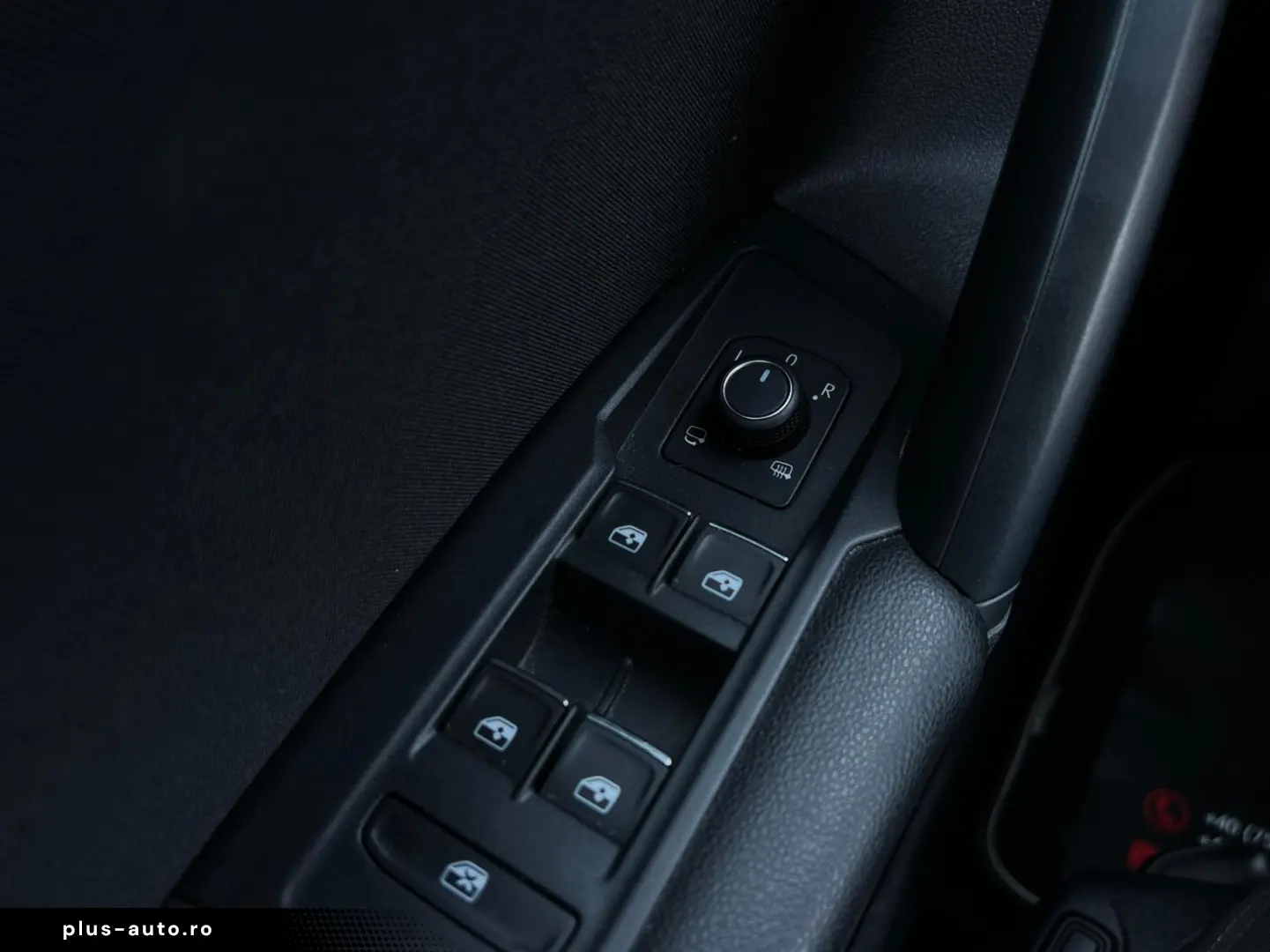 VOLKSWAGEN Tiguan 2019 — imagine 25
